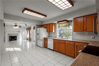 Come make this house your home! Some updates are needed but it on Royal Golf Club in Louisiana - for sale on GolfHomes.com, golf home, golf lot