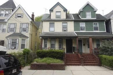 Just Listed! Welcome to this beautifully maintained on Forest Park Golf Course in New York - for sale on GolfHomes.com, golf home, golf lot