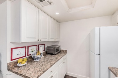 GROUND LEVEL INTERIOR UNIT- this 2-bedroom gem in Village at on Stonecreek Golf Club in Arizona - for sale on GolfHomes.com, golf home, golf lot