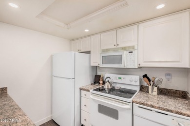 GROUND LEVEL INTERIOR UNIT- this 2-bedroom gem in Village at on Stonecreek Golf Club in Arizona - for sale on GolfHomes.com, golf home, golf lot