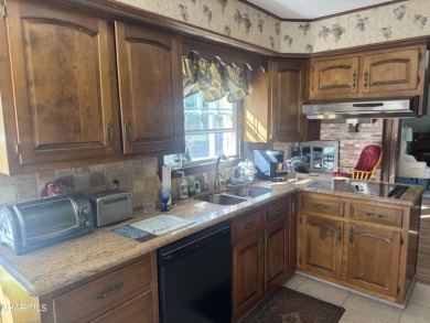 Beautiful four bedroom, three and a half bath home situated on on Summit Country Club in Pennsylvania - for sale on GolfHomes.com, golf home, golf lot