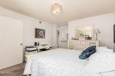 GROUND LEVEL INTERIOR UNIT- this 2-bedroom gem in Village at on Stonecreek Golf Club in Arizona - for sale on GolfHomes.com, golf home, golf lot