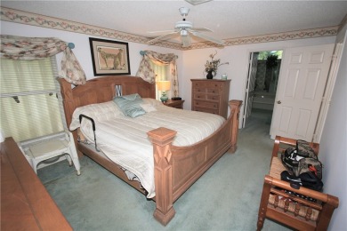 Super location in Sebastian Highlands, 3 blocks to the Municipal on Sebastian Municipal Golf Course in Florida - for sale on GolfHomes.com, golf home, golf lot