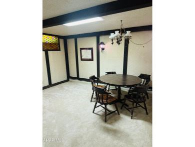 Beautiful four bedroom, three and a half bath home situated on on Summit Country Club in Pennsylvania - for sale on GolfHomes.com, golf home, golf lot