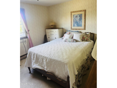 Beautiful four bedroom, three and a half bath home situated on on Summit Country Club in Pennsylvania - for sale on GolfHomes.com, golf home, golf lot