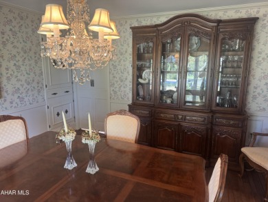 Beautiful four bedroom, three and a half bath home situated on on Summit Country Club in Pennsylvania - for sale on GolfHomes.com, golf home, golf lot