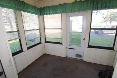 2 bed 2 bath condo located just outside of Portage at Saddle on Saddle Ridge Golf Club in Wisconsin - for sale on GolfHomes.com, golf home, golf lot