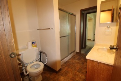 2 bed 2 bath condo located just outside of Portage at Saddle on Saddle Ridge Golf Club in Wisconsin - for sale on GolfHomes.com, golf home, golf lot