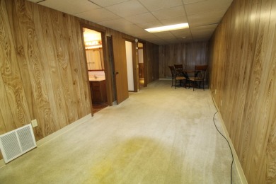 2 bed 2 bath condo located just outside of Portage at Saddle on Saddle Ridge Golf Club in Wisconsin - for sale on GolfHomes.com, golf home, golf lot