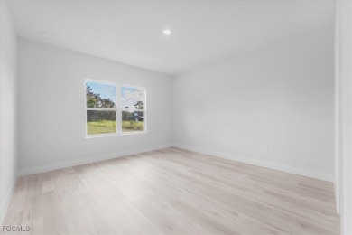 Beautiful New Construction in Sun 'N Lake - 4 Bedrooms, 3 Baths on Sun n Lake Golf and Country Club in Florida - for sale on GolfHomes.com, golf home, golf lot