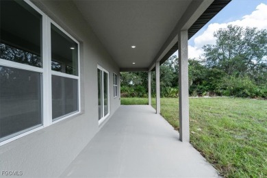 Beautiful New Construction in Sun 'N Lake - 4 Bedrooms, 3 Baths on Sun n Lake Golf and Country Club in Florida - for sale on GolfHomes.com, golf home, golf lot