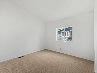 ***PRICE IMPROVED***Welcome to this charming 55+ community in on Murray Parkway Golf Course in Utah - for sale on GolfHomes.com, golf home, golf lot
