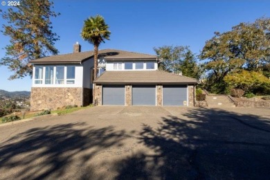 Breathtaking views of the Callahan Mountain Range, Garden Valley on Roseburg Country Club in Oregon - for sale on GolfHomes.com, golf home, golf lot