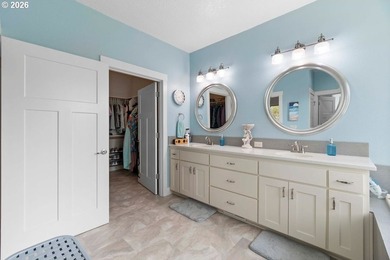 Well maintained single story home located directly across from on Orchard Hills Country Club in Washington - for sale on GolfHomes.com, golf home, golf lot