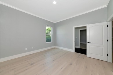 **BRILLIANTLY UPDATED, MOVE-IN READY, GOLF COURSE ESTATE in the on The Oaks Club in Florida - for sale on GolfHomes.com, golf home, golf lot