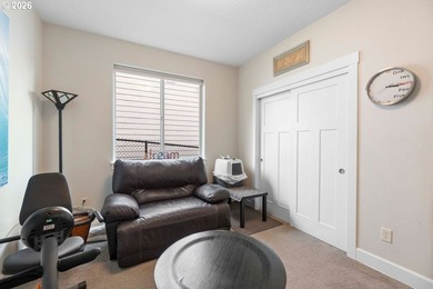 Well maintained single story home located directly across from on Orchard Hills Country Club in Washington - for sale on GolfHomes.com, golf home, golf lot