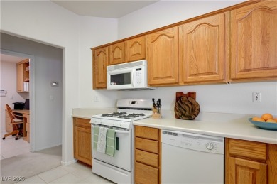 Welcome this beautiful home in Sun City Summerlin! This spacious on Highland Falls Golf Club in Nevada - for sale on GolfHomes.com, golf home, golf lot