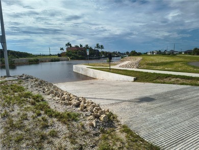 It's all about Crystal Lake Park in this neighborhood. Cape on Burnt Store Golf Club in Florida - for sale on GolfHomes.com, golf home, golf lot
