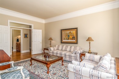 Welcome to refined living on the Wynlakes Golf Course. Situated on Wynlakes Golf and Country Club in Alabama - for sale on GolfHomes.com, golf home, golf lot