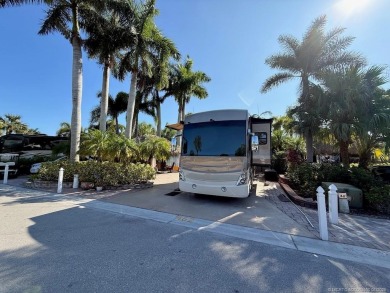 STUNNING LAKE VIEW! Get ready to fall in love with this on  in Florida - for sale on GolfHomes.com, golf home, golf lot