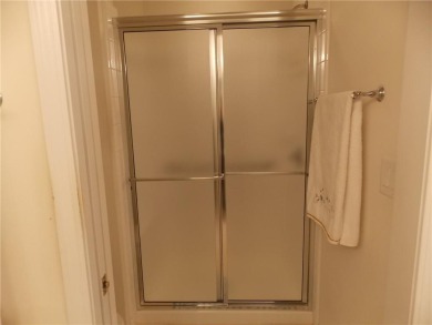 PRICE REDUCED !!!!
NEW FLOORING - NEW PAINT - NEW DISHWASHER
 on Windermere Golf Club in Georgia - for sale on GolfHomes.com, golf home, golf lot