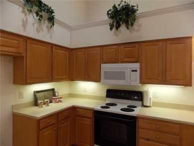 PRICE REDUCED !!!!
NEW FLOORING - NEW PAINT - NEW DISHWASHER
 on Windermere Golf Club in Georgia - for sale on GolfHomes.com, golf home, golf lot