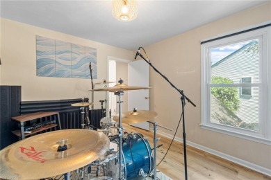 Welcome to 912 Park Landing Ct -- a beautifully updated on Honey Bee Golf Club in Virginia - for sale on GolfHomes.com, golf home, golf lot
