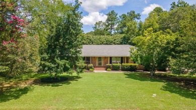 Charming, 3 bedroom, 2.5 bath brick ranch nestled in a on Houndslake Country Club in South Carolina - for sale on GolfHomes.com, golf home, golf lot
