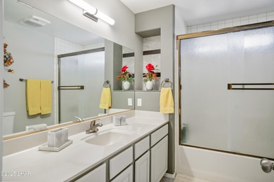 Welcome home to this beautifully updated, pride-of-ownership on Valle Vista Golf Course in Arizona - for sale on GolfHomes.com, golf home, golf lot