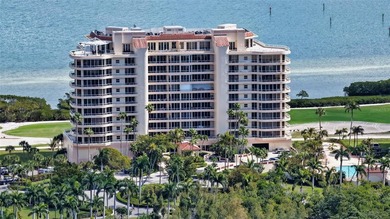 Drop dead gorgeous PENTHOUSE level condominium recently and on Links on Longboat Golf Club in Florida - for sale on GolfHomes.com, golf home, golf lot