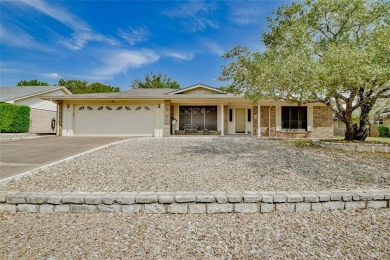GREAT 3-2-2.5 HOME OR INVESTMENT PROPERTY on 12th green of Pecan on Pecan Plantation Country Club in Texas - for sale on GolfHomes.com, golf home, golf lot