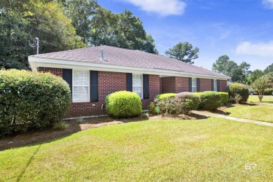 This 3 bedroom 2 bath brick home in Lake Forest is just what you on Lake Forest Yacht and Country Club in Alabama - for sale on GolfHomes.com, golf home, golf lot