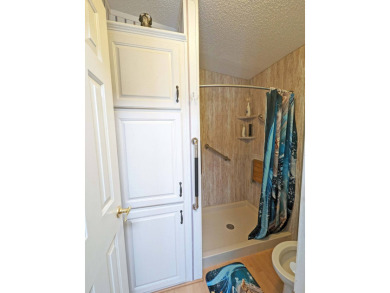 2 Bedroom | 2 Bath | 1,438 Sq Ft | $121,000    Welcome to your on Four Lakes Golf Club in Florida - for sale on GolfHomes.com, golf home, golf lot