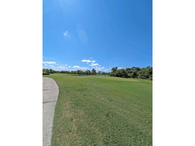 2 Bedroom | 2 Bath | 1,438 Sq Ft | $121,000    Welcome to your on Four Lakes Golf Club in Florida - for sale on GolfHomes.com, golf home, golf lot