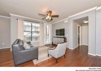 Don't miss this serene, gated, resort-style condo with 2 beds & on Oak Hills Country Club in Texas - for sale on GolfHomes.com, golf home, golf lot