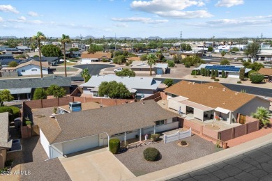 Charming 2-bedroom, 1 bathroom home in the heart of the vibrant on Sun City Country Club in Arizona - for sale on GolfHomes.com, golf home, golf lot