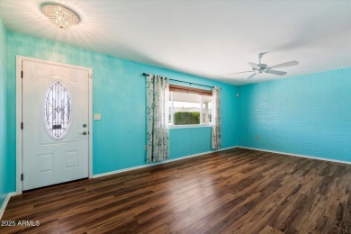 Charming 2-bedroom, 1 bathroom home in the heart of the vibrant on Sun City Country Club in Arizona - for sale on GolfHomes.com, golf home, golf lot