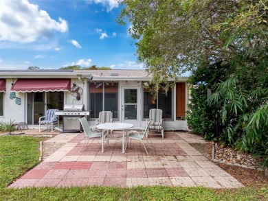 Lakefront Living in Beacon Woods Village with no flood insurance on Beacon Woods Golf Club in Florida - for sale on GolfHomes.com, golf home, golf lot