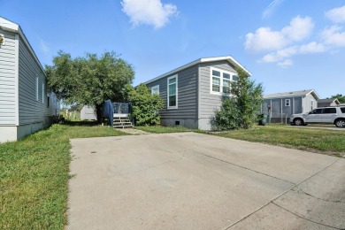 Come see this affordable and spacious 3-bed, 2-bath manufactured on Rapid City Elks Golf Course in South Dakota - for sale on GolfHomes.com, golf home, golf lot