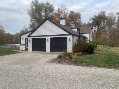 Gorgeous home located next to the Crawford County Forest on Oak Glen Golf Course, Inc in Illinois - for sale on GolfHomes.com, golf home, golf lot