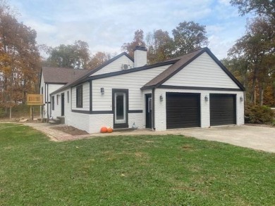 Gorgeous home located next to the Crawford County Forest on Oak Glen Golf Course, Inc in Illinois - for sale on GolfHomes.com, golf home, golf lot