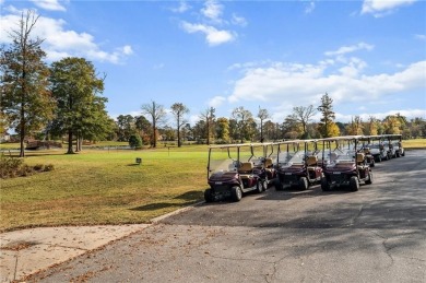 GOLF COURSE COMMUNITY! KITCHEN WITH GRANITE COUNTERTOPS. GAS on Honey Bee Golf Club in Virginia - for sale on GolfHomes.com, golf home, golf lot