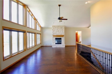 Welcome to your dream home in the heart of the Ozarks! Nestled on Holiday Island Executive Golf Course in Arkansas - for sale on GolfHomes.com, golf home, golf lot