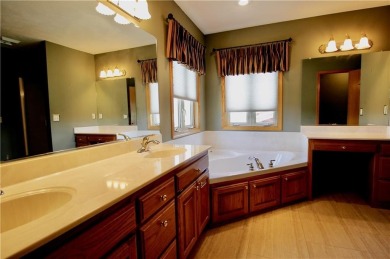 Welcome to your dream home in the heart of the Ozarks! Nestled on Holiday Island Executive Golf Course in Arkansas - for sale on GolfHomes.com, golf home, golf lot