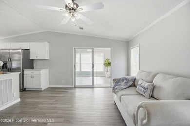 LIVE THE FLORIDA LIFESTYLE you have been dreaming of in this on Brookridge Country Club in Florida - for sale on GolfHomes.com, golf home, golf lot