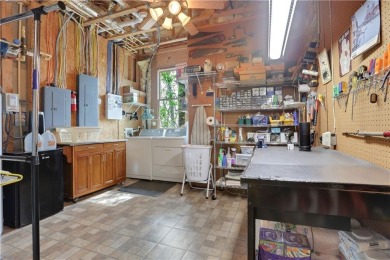 COMFORTABLE OPEN-CONCEPT LIVING.  WELL-APPOINTED HOME on Big Canoe Golf Club - Cherokee in Georgia - for sale on GolfHomes.com, golf home, golf lot