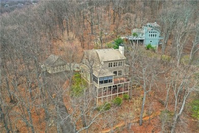 COMFORTABLE OPEN-CONCEPT LIVING. WELL-APPOINTED HOME on Big Canoe Golf Club - Cherokee in Georgia - for sale on GolfHomes.com, golf home, golf lot