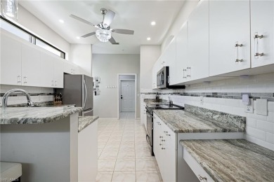 GOLF MEMBERSHIP INCLUDED ($50,000 VALUE!) Step into the country on Hunters Ridge Country Club in Florida - for sale on GolfHomes.com, golf home, golf lot