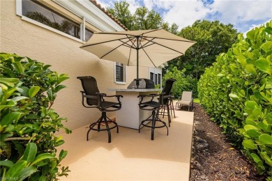 GOLF MEMBERSHIP INCLUDED ($50,000 VALUE!) Step into the country on Hunters Ridge Country Club in Florida - for sale on GolfHomes.com, golf home, golf lot