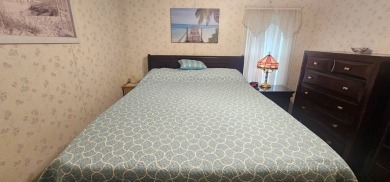 MODERN, Stunning 2 bedroom 2 bath home in 55 + Resort style on Zephyrhills Municipal Golf Course in Florida - for sale on GolfHomes.com, golf home, golf lot